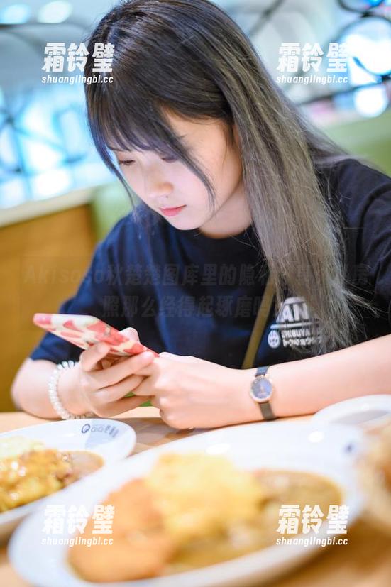 Akisoso秋楚楚图库里的隐私分享，私房照那么经得起琢磨吗？