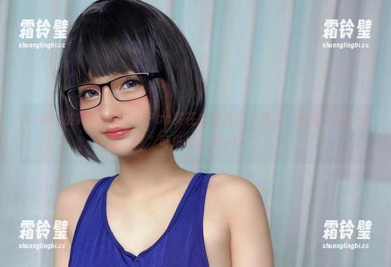 Azami的TaihouQuiPao实在太会换丁字裤了，这位“美街女郎”可风光了好一阵！