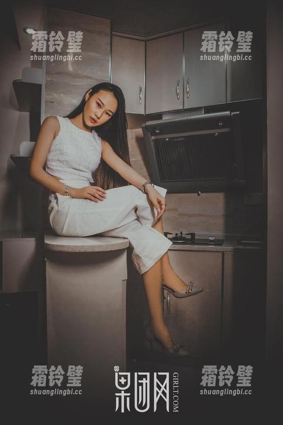 GIRLT果团网 - 图库走起，莫雅淇的水手服怎能缺席？