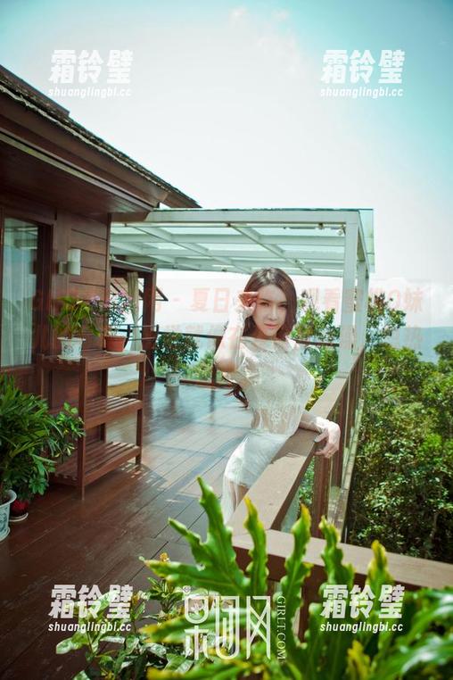 GIRLT果团网-蜜桃Q妹儿 GIRLT果团网 - 夏日来临,观看蜜桃Q妹儿的写真,感觉就像在夏淹里泡澡,忽热忽冷。