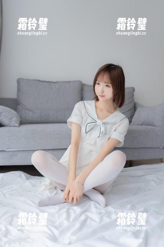 喵糖映画：慵懒的JK私拍合集，适合加个枕头就打盹的时刻。