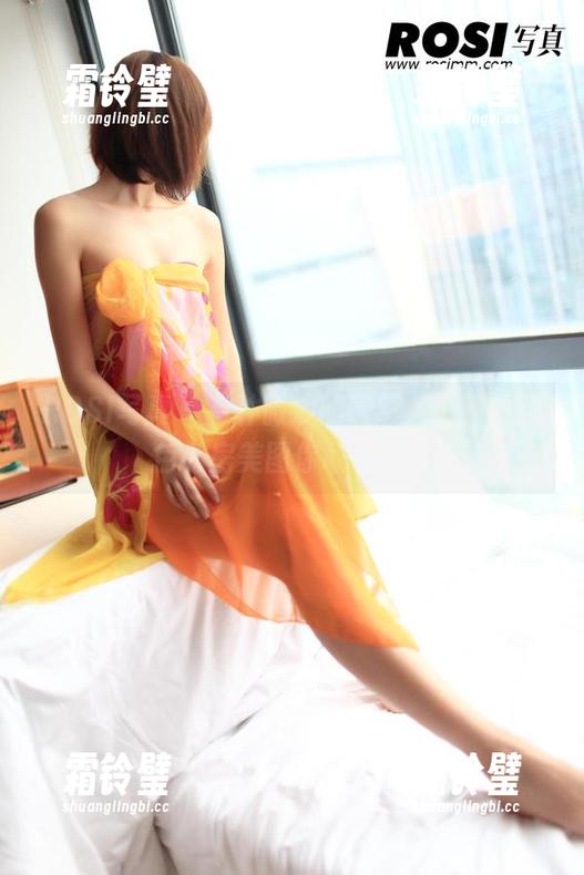 ROSI写真 - 有种微妙的诱惑，小莉的黑色私房美图你敢看么？