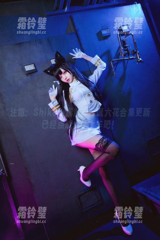 Shika小鹿鹿 注意:Shika小鹿鹿的圣诞六花合集更新已经点燃,快上车吧!