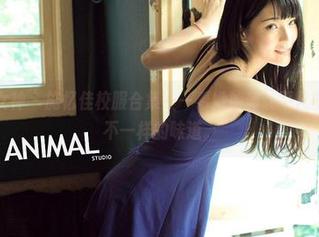 TGOD推女神 – 施忆佳校服合集——看她如何让平凡的校服带点不一样的味道。