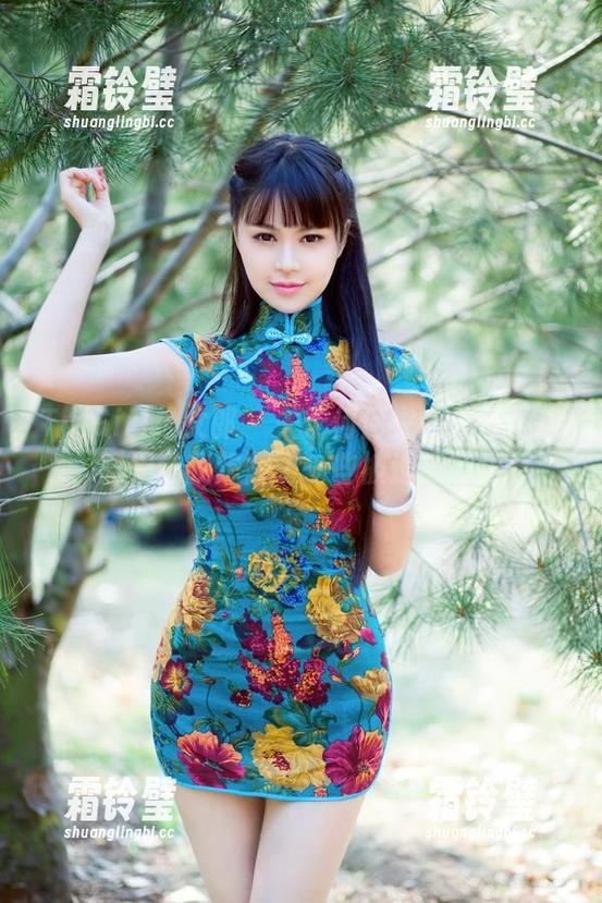 TuiGirl推女郎 - 关于何何夕的天台私拍，图集让我想起了一些被遗忘的角落