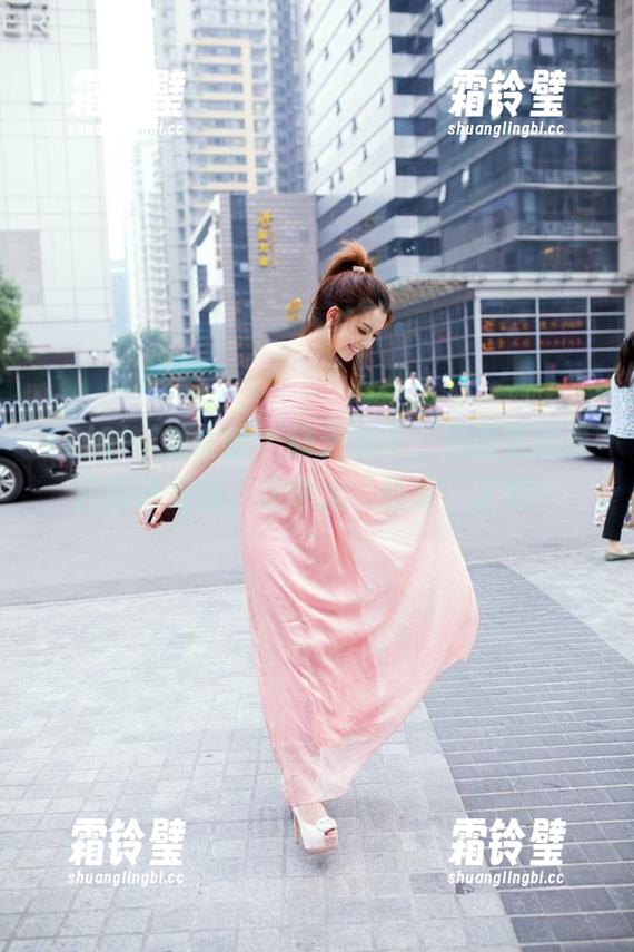 TuiGirl推女郎 - 终于来了，冯雨芝的夏日写真更新，这也太‘热情’了吧！