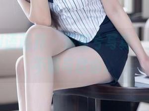 XIAOYU语画界 – 苏曼兮写真，天台上的不羁与自由。