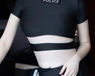 Xiuren秀人网 – 养乐多Doll的透明福利图片，清晰、直接，却又让你停下来想了很久。