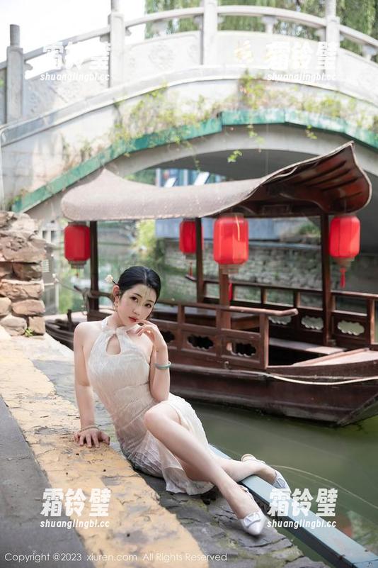 Xiuren秀人网-周jojobaby Xiuren秀人网 - 在周jojobaby的旗袍里,每件都是独一无二的图集