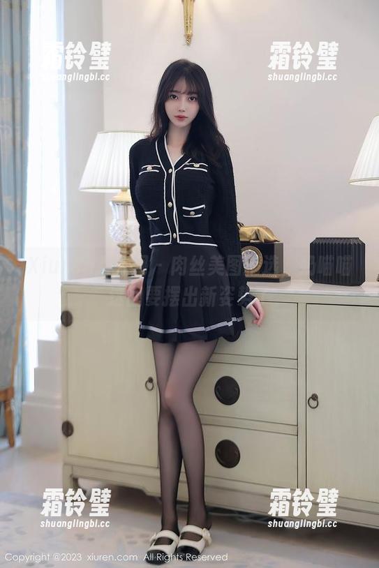 Xiuren秀人网 - 肉丝美图精选，奶喵喵这回要摆出新姿势了