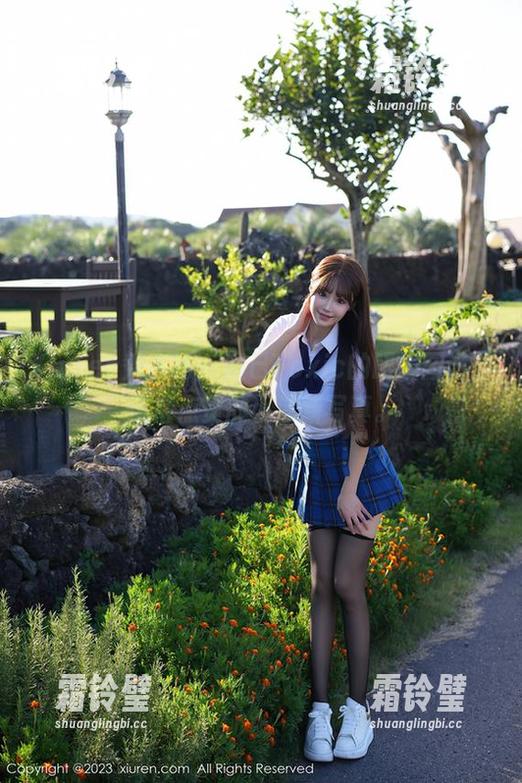 Xiuren秀人网 - 妲己Toxic的眼镜图谱，值得点赞的小清新写真。
