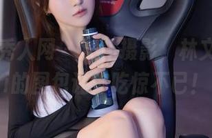 Xiuren秀人网 – 女仆摄影，林文文yooki的图包让你吃惊不已！