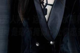 Xiuren秀人网 – 这些死库水福利写真，白琮瑗可是毫不掩饰的让你想多哦。