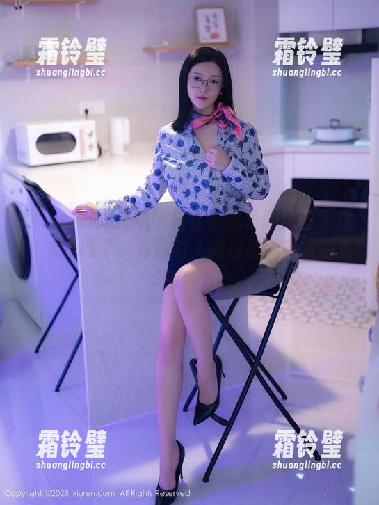 Xiuren秀人网 - 麻吉小兔子的纯白写真，太扎眼了，有没有人问过她的染发剂是哪种？