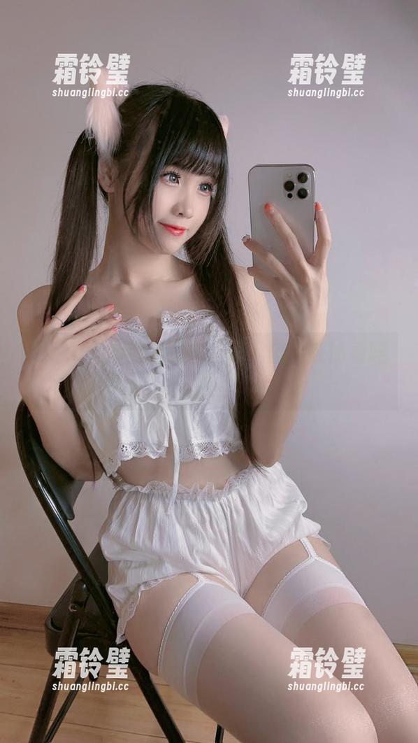 Miko酱的高清套图，哦，幽灵在偷看吗？