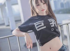 yoko夏宅的腿：想知道她的美图藏着啥？