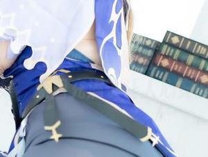 向サク(saku)致敬！她的Fantia2023年写真集，原图充满了让人心安的力量。
