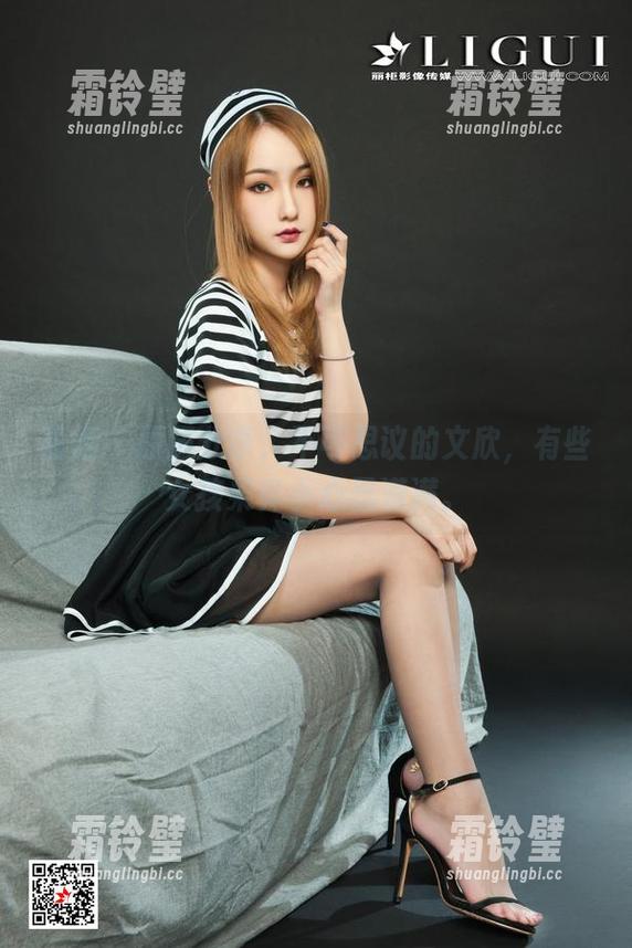 丽柜 - 原图分享，不可思议的文欣，有些女孩果真小心思满满。