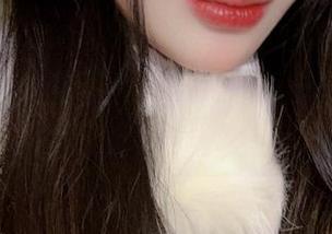 九言的修女套图，里面藏了几分坚守与妄想？