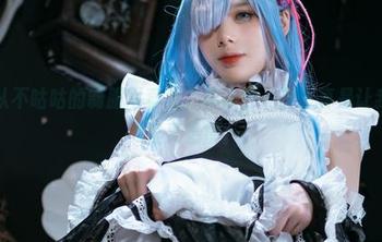 九言从不咕咕的制服写真集，最新的一波，真是让我又想捏又想摸。