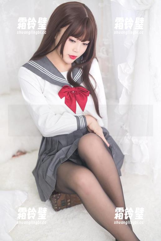 你烨烨 你烨烨的魅惑狼学姐来了,套图免费享用,但心脏承受能力要跟上呀!