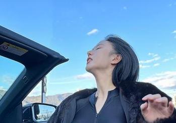 微密圈 – 俏妞qiaoniuTT与旗袍的醉人合集，资源在哪里，偶尔回头，总能有一些意外的灵感！