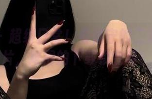 微密圈 – 超级日常！看保守的二舅妈的图片，难得的下载机会呀！