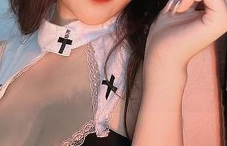 微密圈 – 可可西yyy的红色蕾丝全套秘籍，快来找找自己想要的灵感。