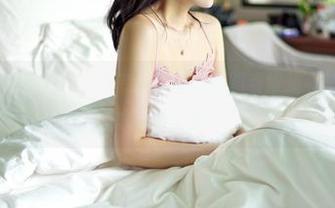 嗲囡囡 – 当施忆佳KITTY变成女王，原图看得我心神荡漾，更新又给我来一击！？