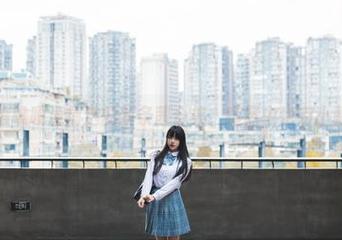 来瞧瞧嘎潼精选的新条茜合集，喧嚣中也有小静谧