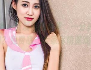 头条女神 – 筱溪自拍合集：一分钟看完，费用？免费哦，大家尽情围观吧！