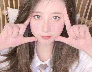 奈汐酱Nice的图集：看着潮汐，我真想问问月亮，为啥不把我也带上？