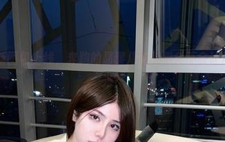 微密圈 – 新图包上线，奔跑的晶骡儿的美脚会不会让你留不住目光？
