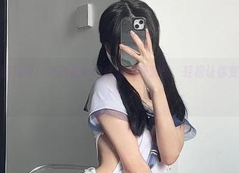 微密圈 – 炫酷装备！女刺客车内红丝免费套图，轻松让你变身“看图达人”！