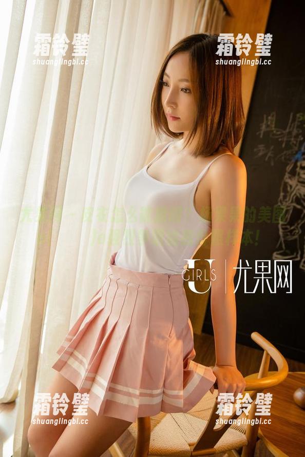 尤果网 - 皮衣怎么能撩啊？杨果果的美图o(╯□╰)o强烈争取给我份照样本！