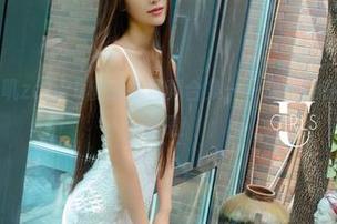 尤果网 – 禅叽zankii的睡衣写真合集——我不是在翻衣橱，你才是！
