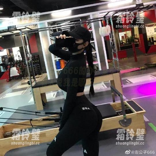 微密圈 - 左公子666的办公室美图合集中，有人说我是职场小天使！