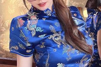 微密圈 – 更新里张思允的白裙，有种清新得让我想把家里的衣柜翻个遍的冲动。