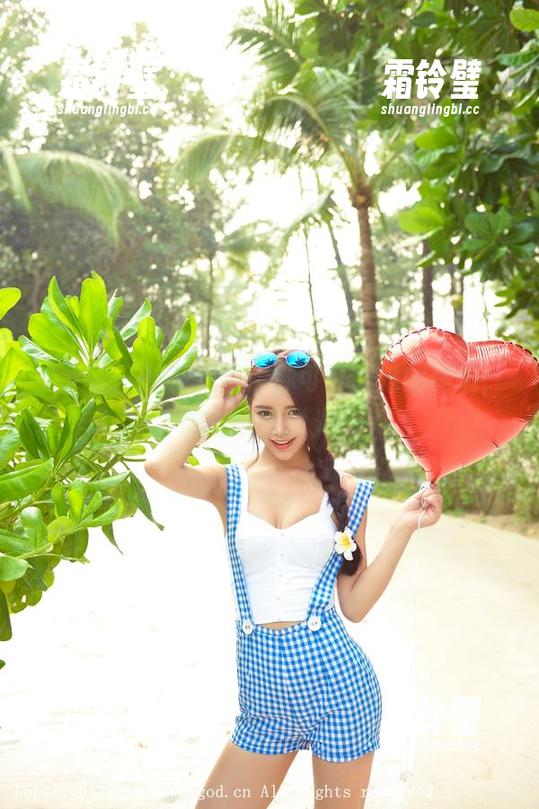 推女神 - 裸足捣蛋：苏可可和她的私拍，脚趾也能发光！