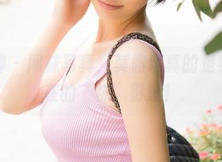 推女神 – 网袜写真，莫雅淇真的是实实在在的“袜”影迷！