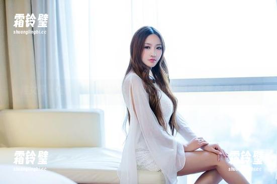 推女郎 - 在职业装中嗨起来，林清儿的美图壁纸等你来发现！