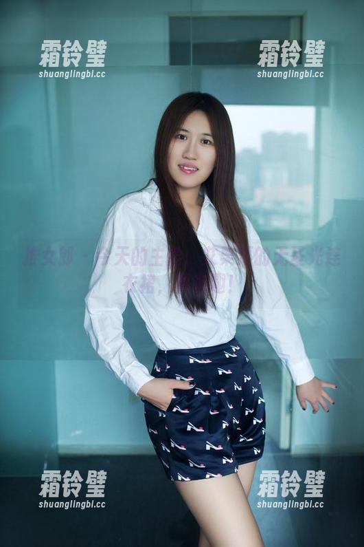 推女郎 - 今天的主角：艾栗栗的无圣光连衣裙，真有趣！