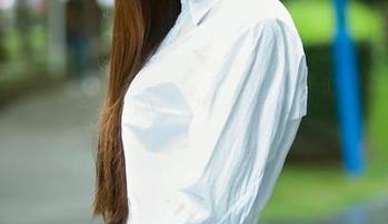 推女郎 – 浴室的冒险：赵惟依写真照片勇敢秀身姿