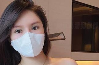 微密圈 – 是可馨吖的蓝色诱惑，细节高清到你都想碰一碰，图包来喽。