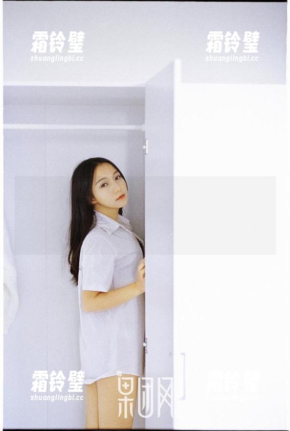 果团网的温柔小娇妻：原图里我好像听见她轻轻地说“快来关注我吧”！可可爱爱，女神附体！
