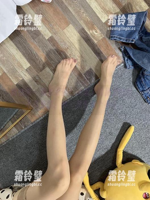 桃脱了 微密圈 - 最新更新!桃脱了的裸足图包,不仅是图,那个足也是个亮点。