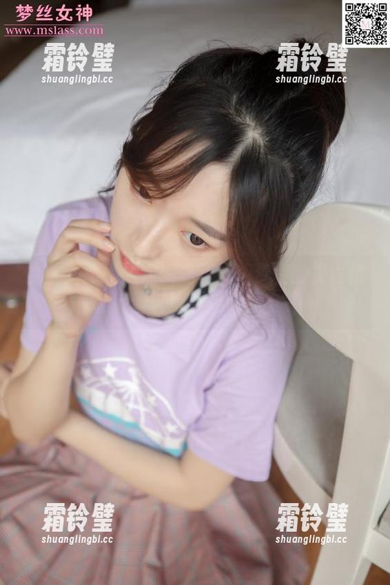 梦丝女神-梦素 梦丝女神 - 决定偏离正轨:梦素的复古楼私房图包!小心“失控”