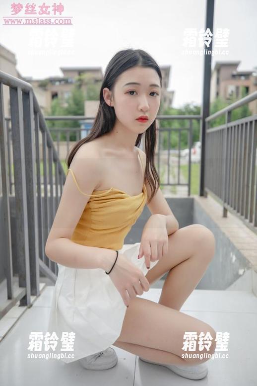 梦丝女神 - 看灵唯化身女仆，画面太美我都不敢多瞅，大概是害怕一不小心变成她的家丁。
