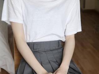 梦丝女神 – 玥玥的私房比基尼，有一种说不出的摩擦感