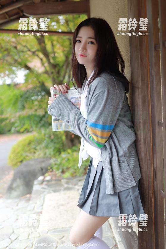 模范学院-Emily顾奈奈酱 模范学院 - Emily顾奈奈酱的居家图库,不看可是会后悔哦,真不信你回去试试。